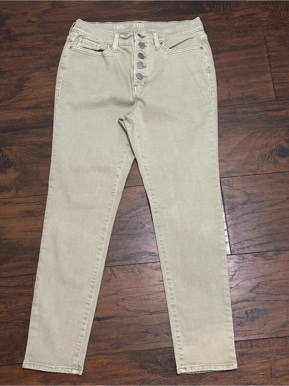 a.n.a High-Rise Ankle Jeans in Light Olive Green size 6